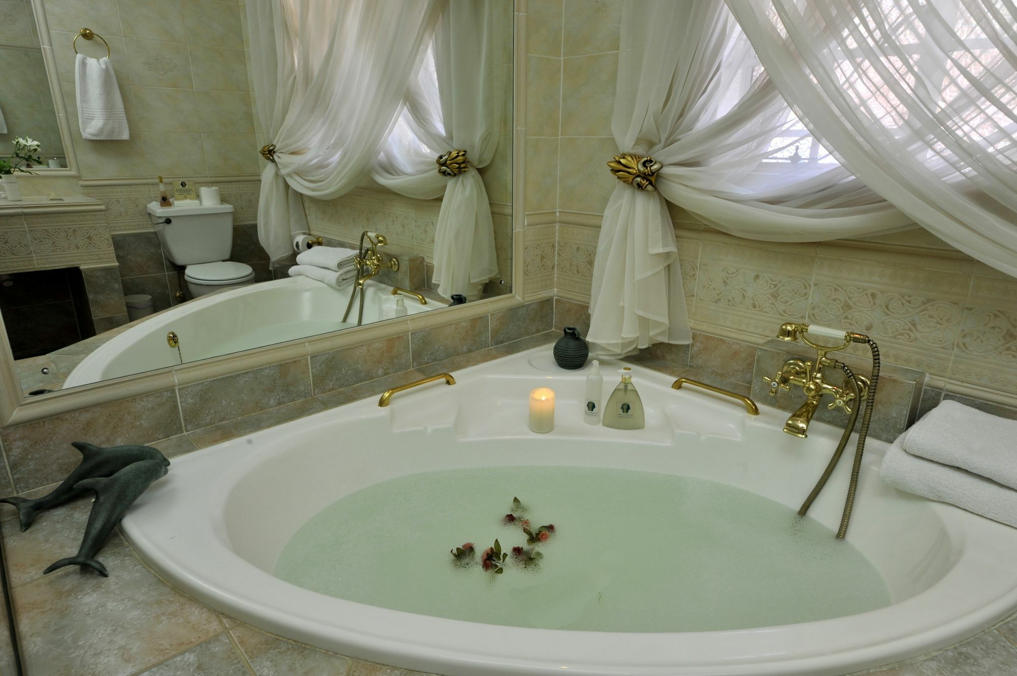 House Of Pharaohs And Conference Centre Hotel Johannesburg Buitenkant foto