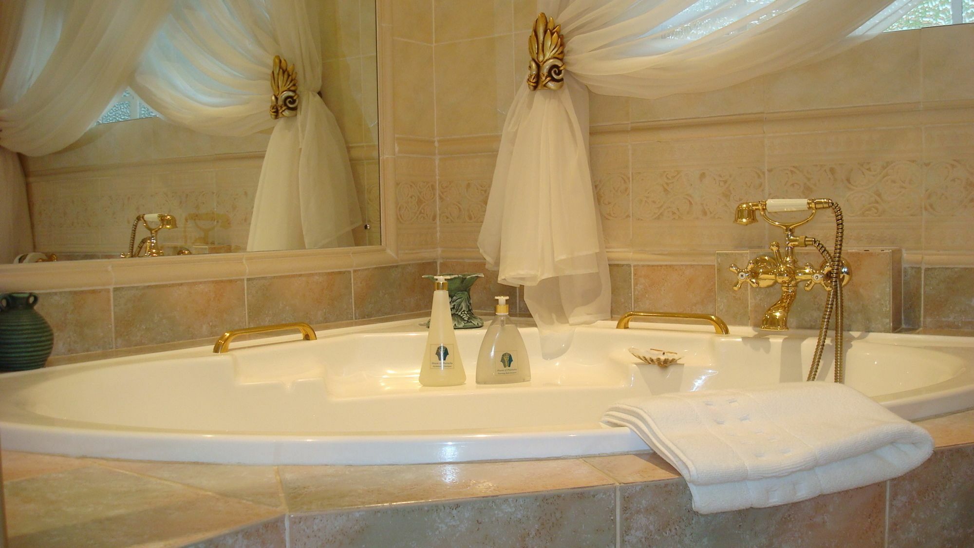 House Of Pharaohs And Conference Centre Hotel Johannesburg Buitenkant foto